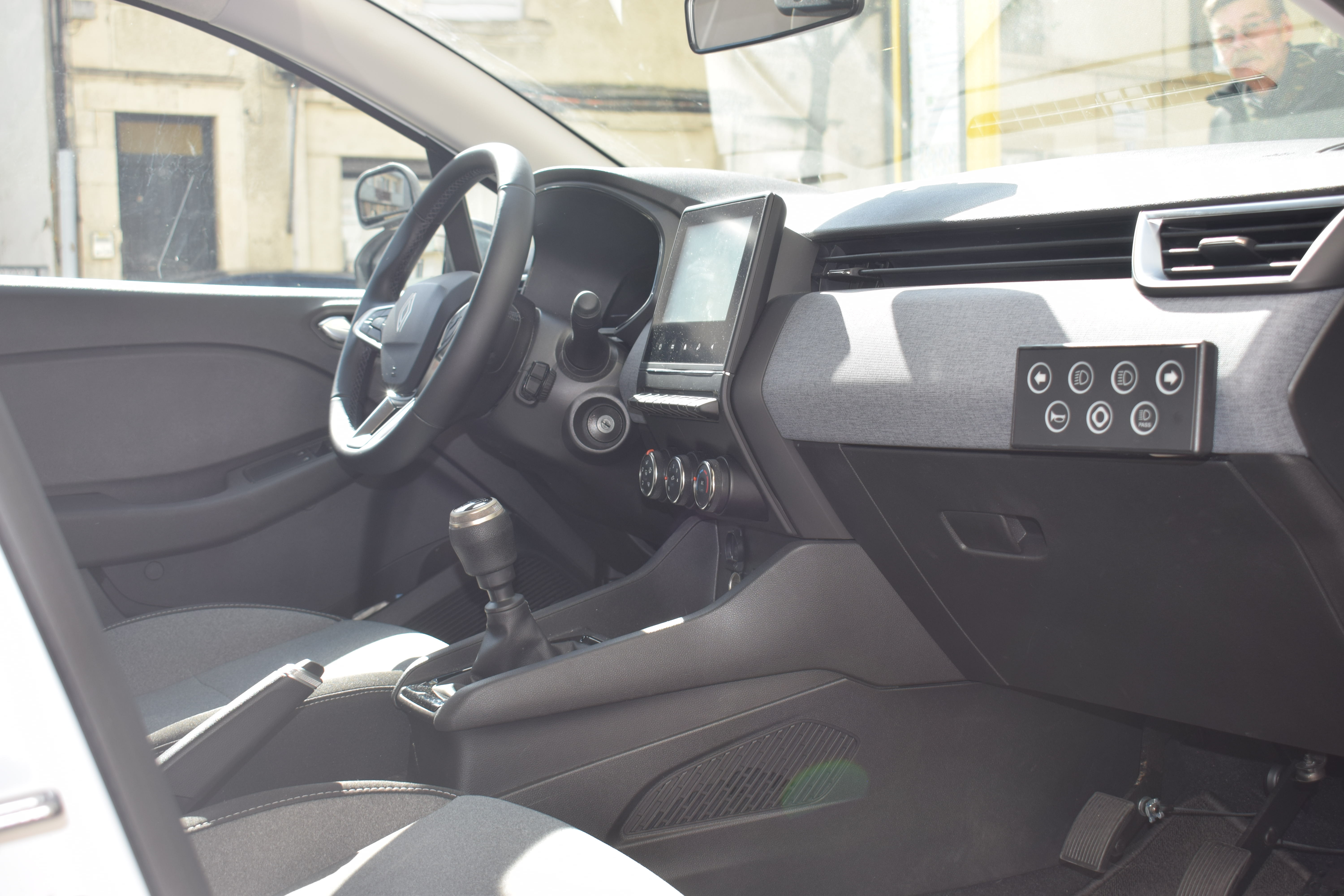 Véhicule d'apprentissage boîte manuelle de l'auto-école à Montluçon